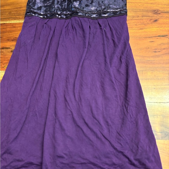 NWT party dress.  Size medium - Picture 1 of 3